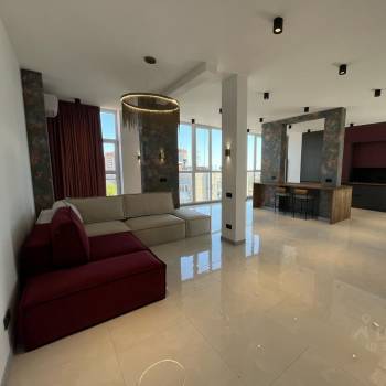 Продается Многокомнатная квартира, 145 м²