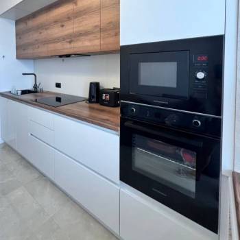 Продается 1-комнатная квартира, 38 м²