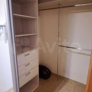 Продается 1-комнатная квартира, 40,8 м²