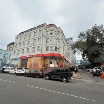 Сдается Нежилое помещение, 750 м²