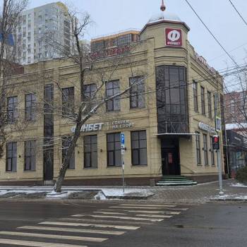 Сдается Нежилое помещение, 450 м²