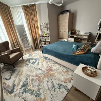 Продается Дом, 180 м²