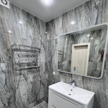 Сдается Многокомнатная квартира, 100 м²