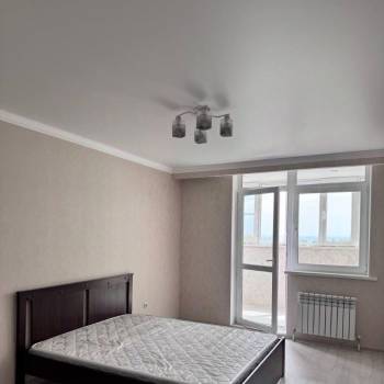 Сдается Многокомнатная квартира, 100 м²