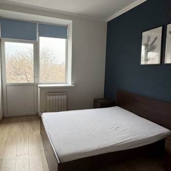 Сдается 2-х комнатная квартира, 80 м²