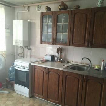Продается 1-комнатная квартира, 88 м²