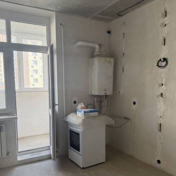 Продается 1-комнатная квартира, 40 м²