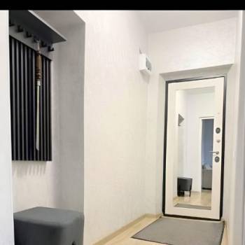 Продается 1-комнатная квартира, 32 м²
