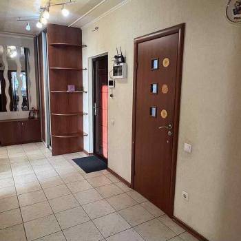 Сдается Многокомнатная квартира, 82 м²