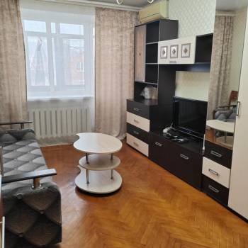 Сдается 2-х комнатная квартира, 42 м²