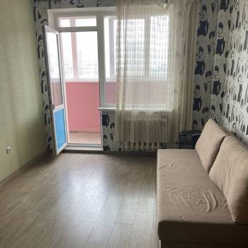 Сдается Многокомнатная квартира, 90 м²