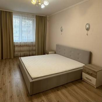Сдается 2-х комнатная квартира, 70 м²