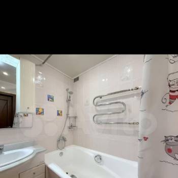 Сдается Многокомнатная квартира, 77 м²