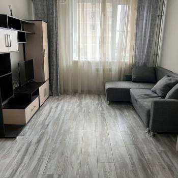 Сдается 1-комнатная квартира, 41 м²