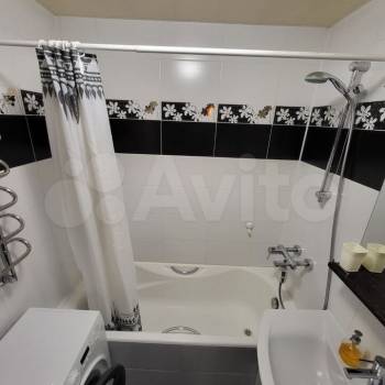 Сдается 2-х комнатная квартира, 60 м²