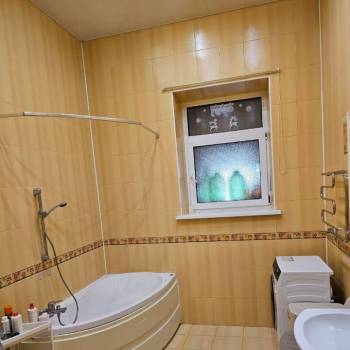 Продается Дом, 420 м²