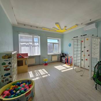Продается Дом, 420 м²