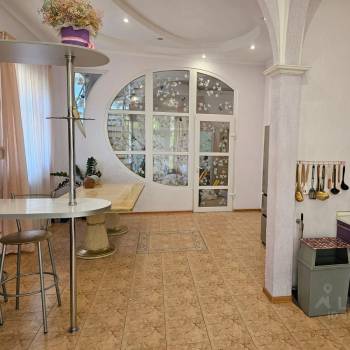 Продается Дом, 420 м²