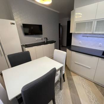 Сдается Многокомнатная квартира, 68 м²