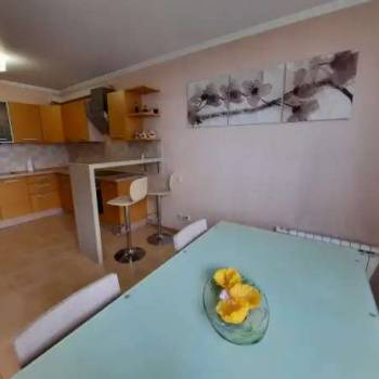 Сдается 1-комнатная квартира, 83 м²