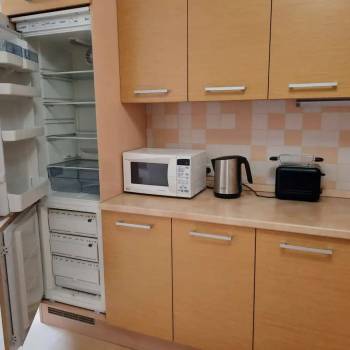 Сдается 1-комнатная квартира, 83 м²