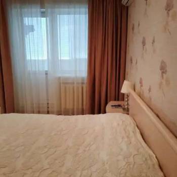 Сдается 1-комнатная квартира, 83 м²