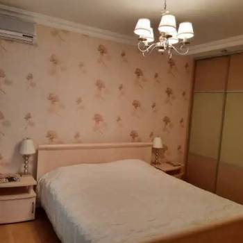 Сдается 1-комнатная квартира, 83 м²