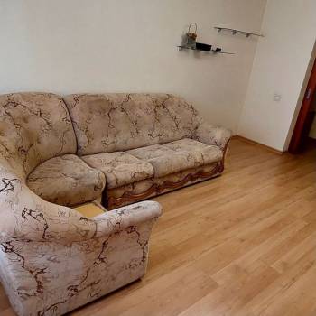 Продается Многокомнатная квартира, 90 м²