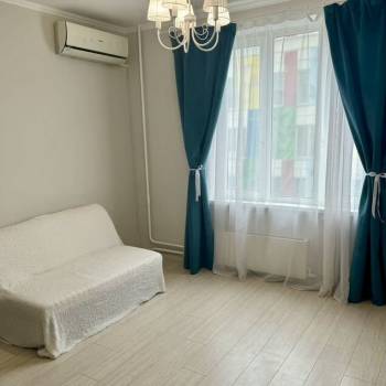 Продается 1-комнатная квартира, 36 м²