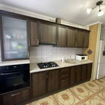 Продается Многокомнатная квартира, 94 м²