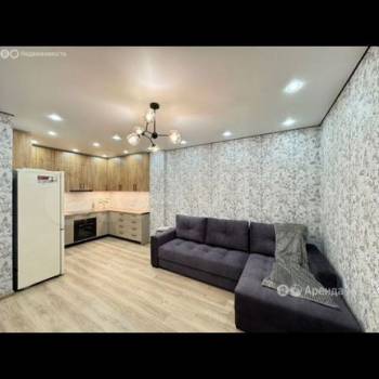 Сдается Многокомнатная квартира, 60 м²