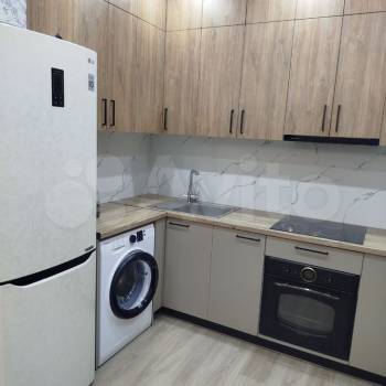 Сдается Многокомнатная квартира, 60 м²