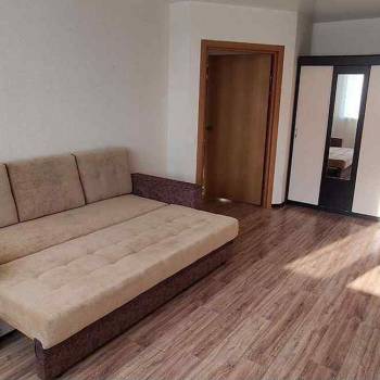 Сдается 1-комнатная квартира, 42 м²