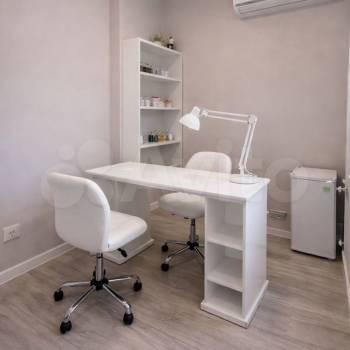 Продается Нежилое помещение, 180 м²