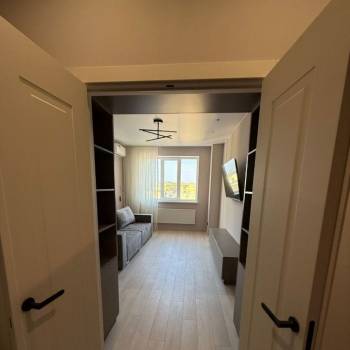 Продается 1-комнатная квартира, 40,6 м²