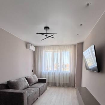 Продается 1-комнатная квартира, 40,6 м²