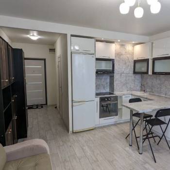 Продается 1-комнатная квартира, 32 м²