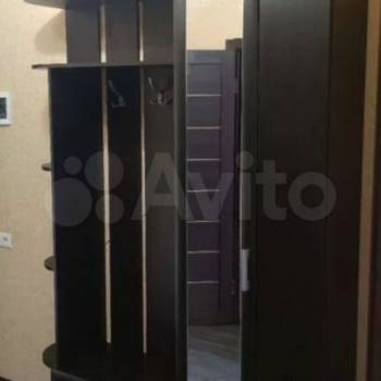 Продается 1-комнатная квартира, 42 м²
