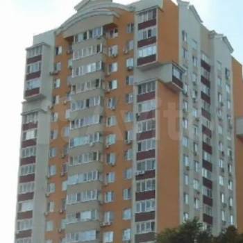 Продается 1-комнатная квартира, 42 м²