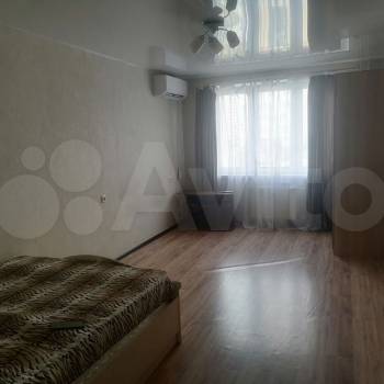 Сдается 1-комнатная квартира, 39 м²