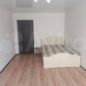 Сдается 1-комнатная квартира, 39 м²