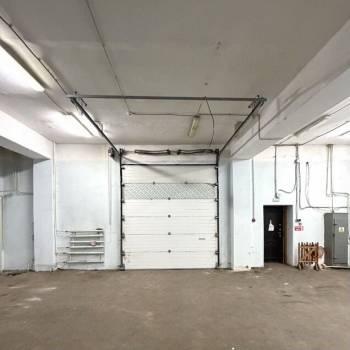 Сдается Нежилое помещение, 194 м²