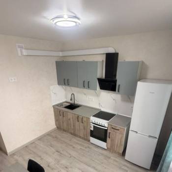 Сдается 1-комнатная квартира, 43 м²