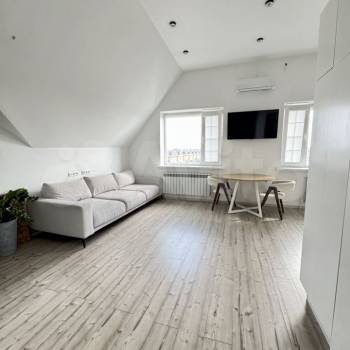 Продается 2-х комнатная квартира, 60 м²