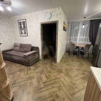 Сдается 1-комнатная квартира, 45 м²