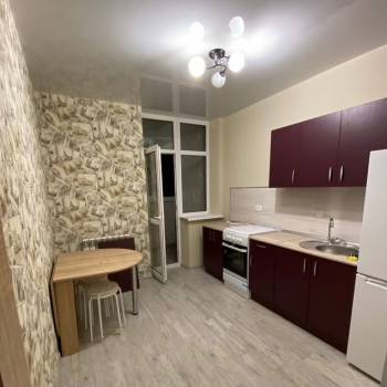 Сдается 1-комнатная квартира, 35 м²