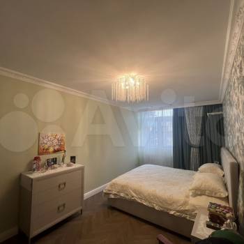 Продается 2-х комнатная квартира, 77,3 м²