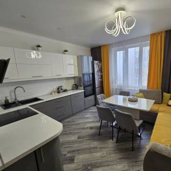 Продается 2-х комнатная квартира, 75 м²