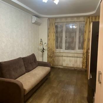 Сдается 1-комнатная квартира, 41 м²