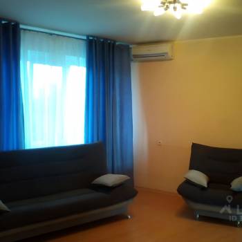Продается Многокомнатная квартира, 88,3 м²